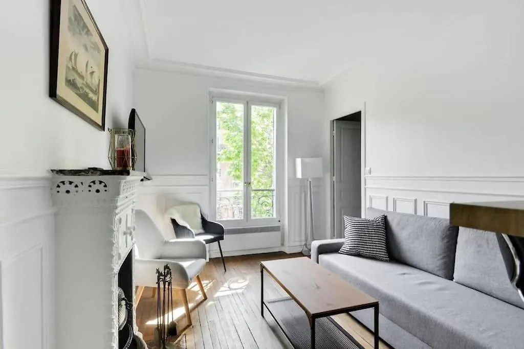 Charmant Appartement Entier A Montmartre Pour 4 Paris