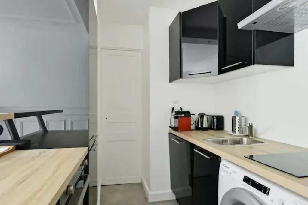 Charmant Appartement Entier A Montmartre Pour 4 Paris Apartment